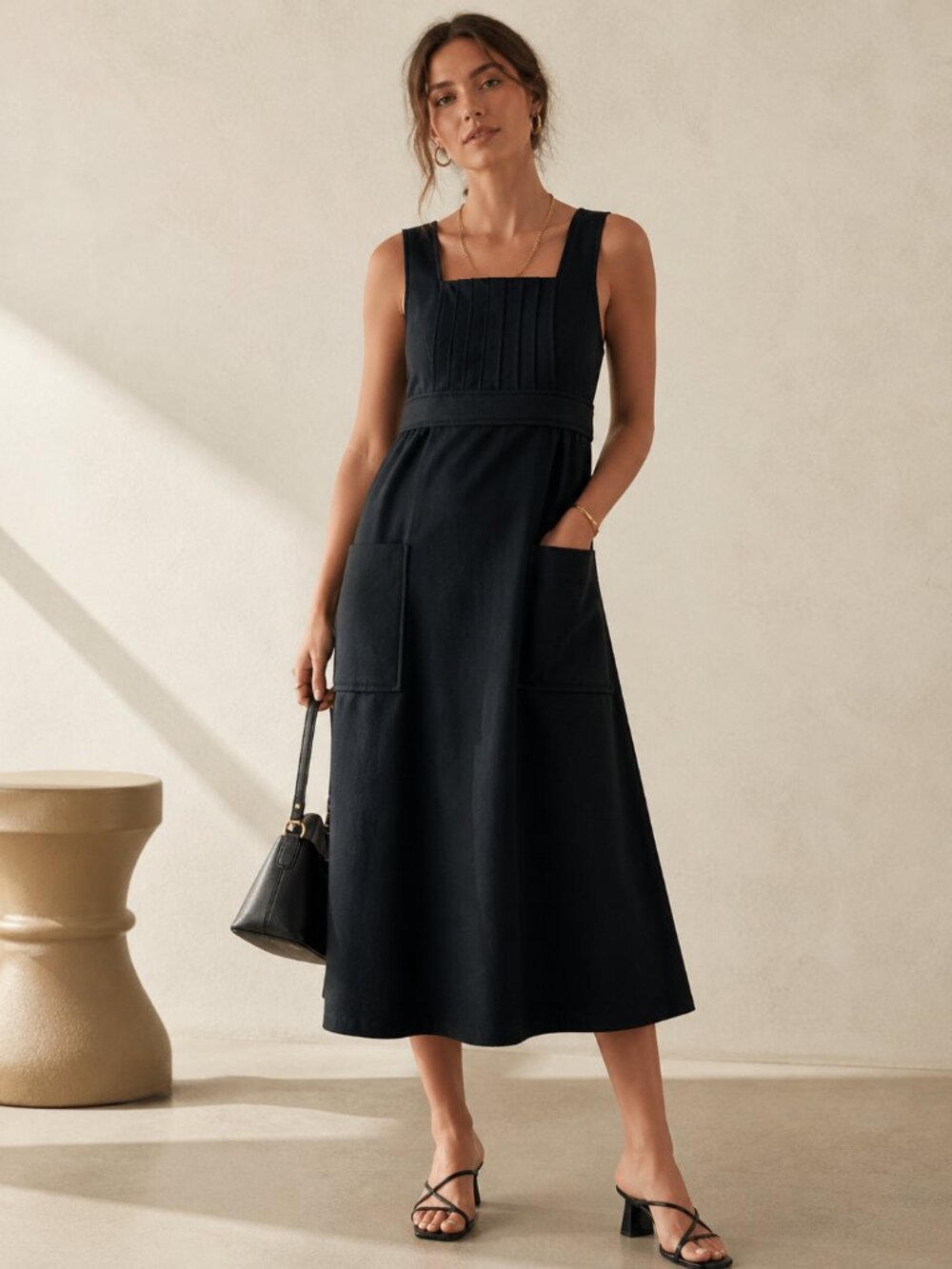 Vintage College Town Wool Sleeveless dress size 9/10 Classic Timeless pockets